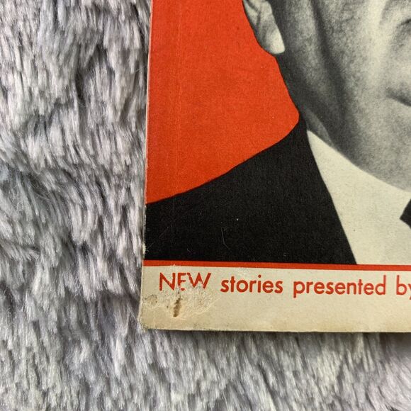 Vintage Mystery Magazine Lot Alfred Hitchcock Ellery Queen May Dec 1971 Feb 1974 - Picture 3 of 16